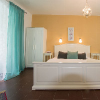 POKOJ č. 4- manželská postel šíře 180cm